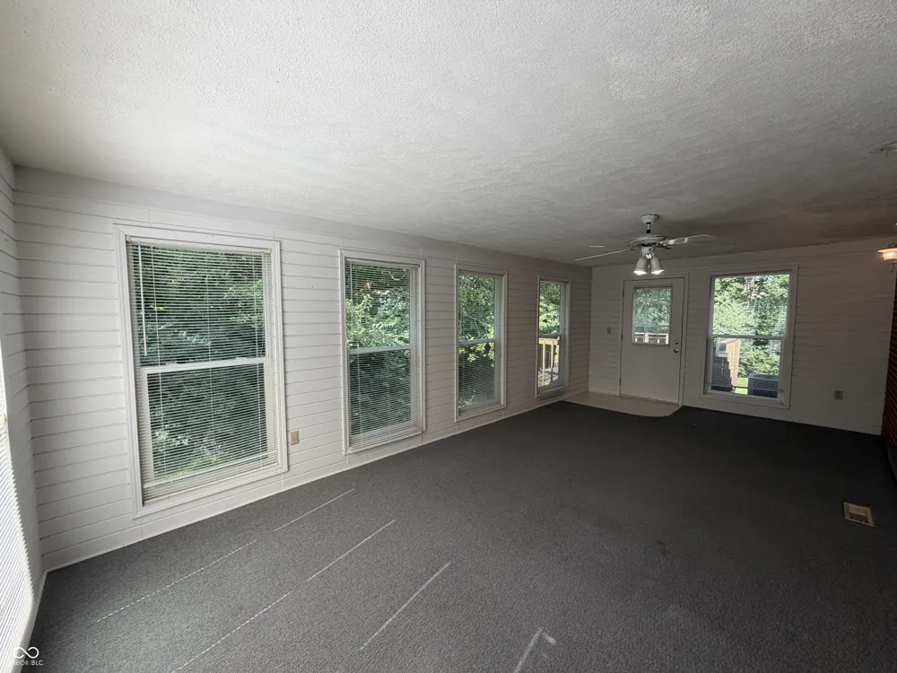 9738 Ammerman Drive Springport, IN 47386