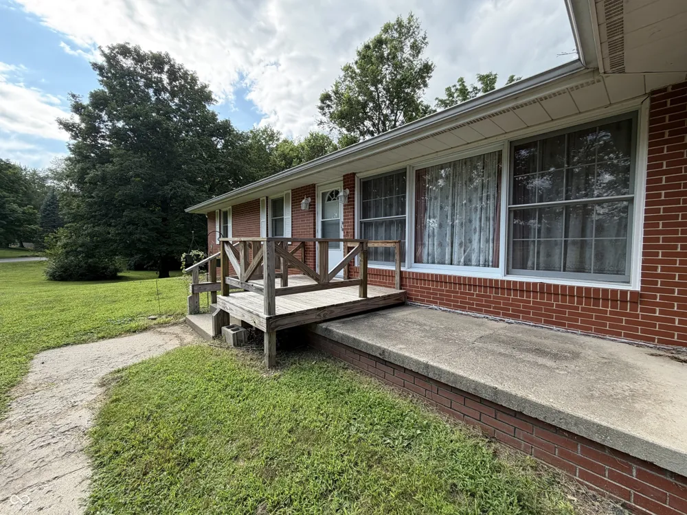 9738 Ammerman Drive Springport, IN 47386