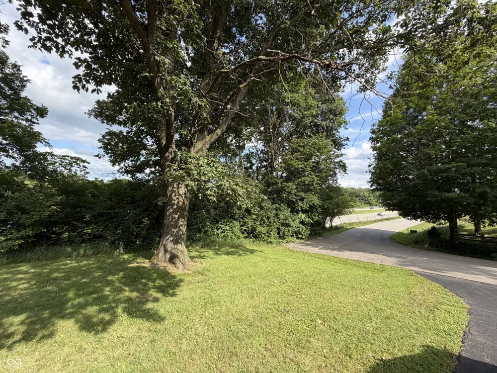 9738 Ammerman Drive Springport, IN 47386