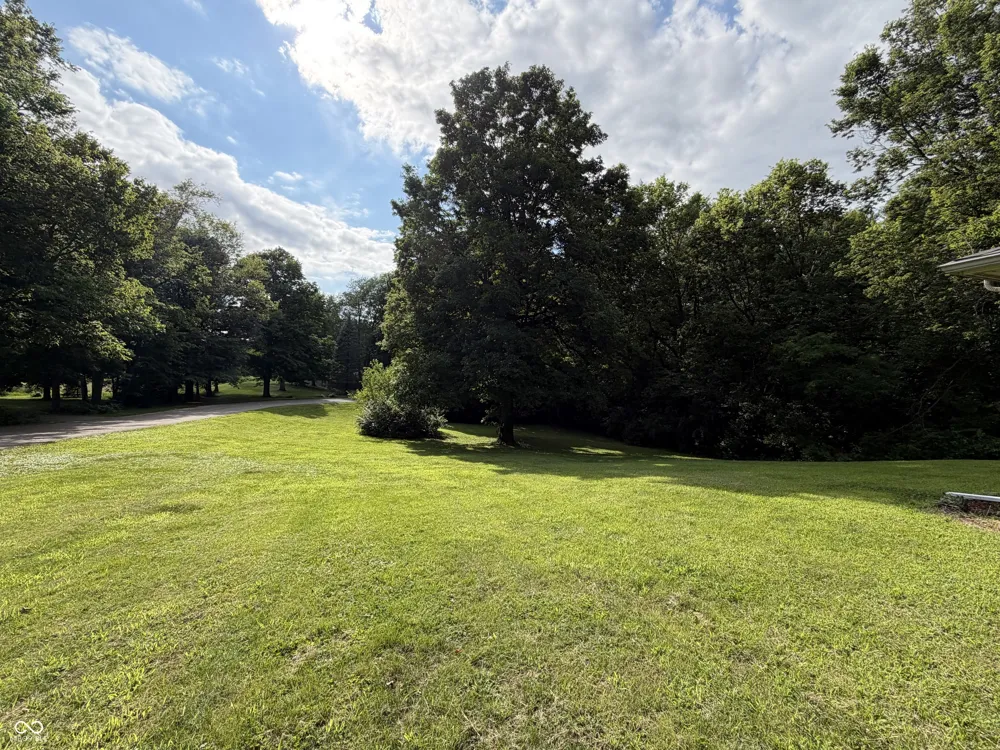 9738 Ammerman Drive Springport, IN 47386