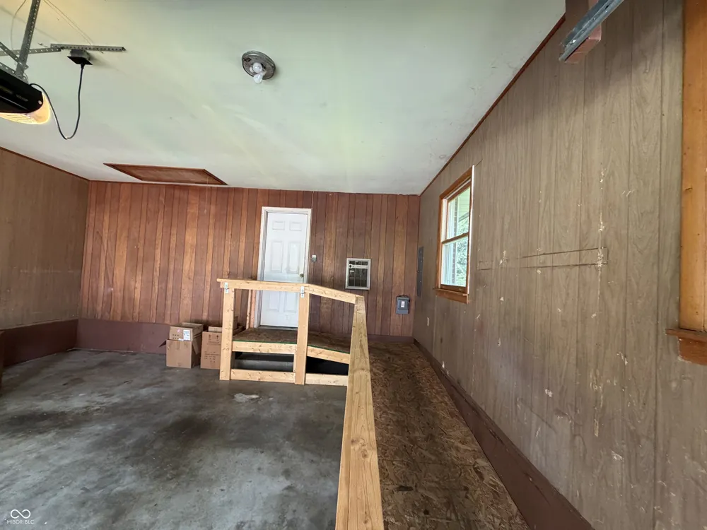 9738 Ammerman Drive Springport, IN 47386