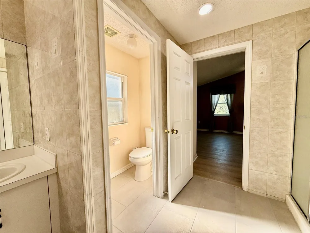 1702 SUNKISSED DRIVE Tarpon Springs, FL 34689