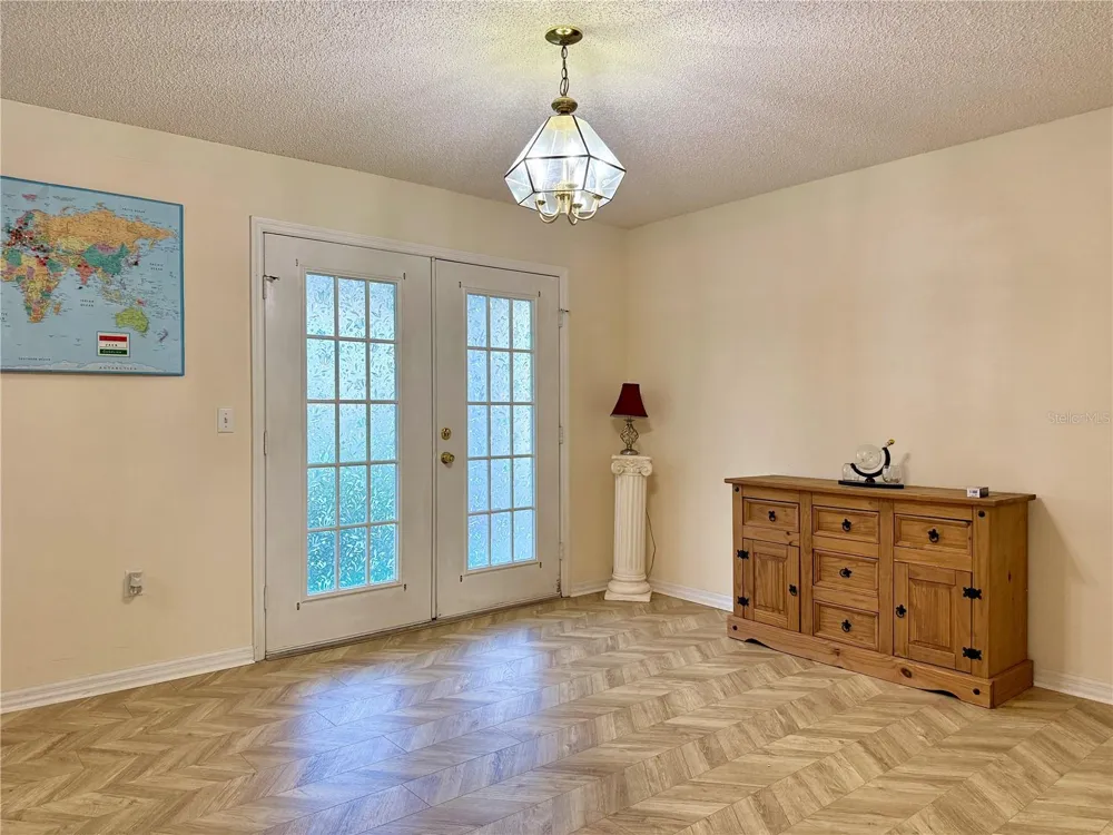 1702 SUNKISSED DRIVE Tarpon Springs, FL 34689