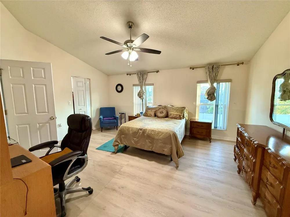 1702 SUNKISSED DRIVE Tarpon Springs, FL 34689