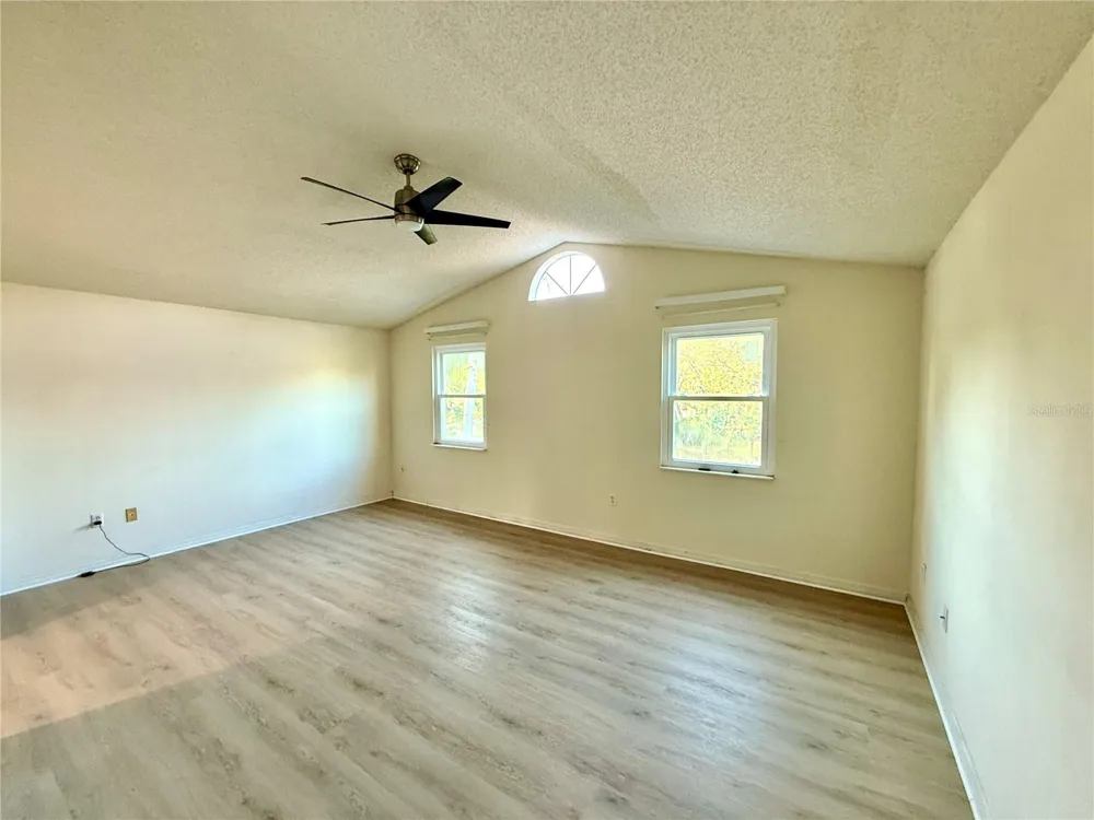 1702 SUNKISSED DRIVE Tarpon Springs, FL 34689