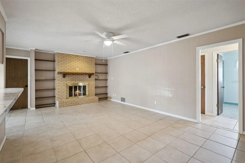 1452 DINGENS AVENUE Windermere, FL 34786