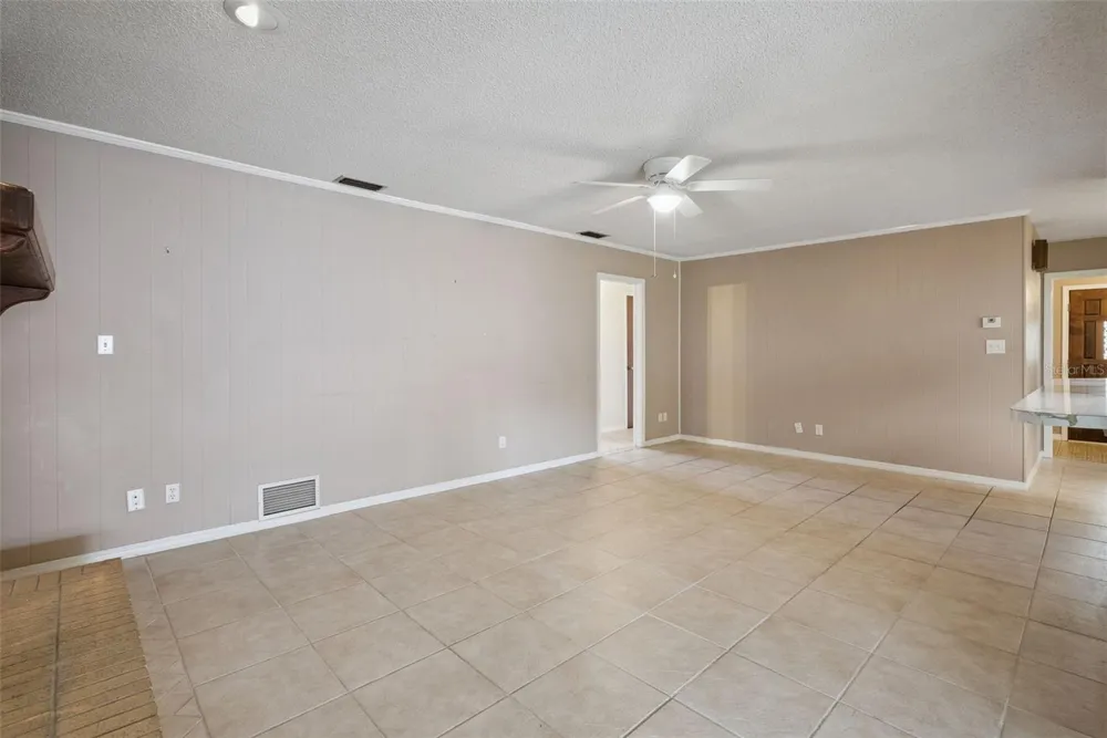 1452 DINGENS AVENUE Windermere, FL 34786