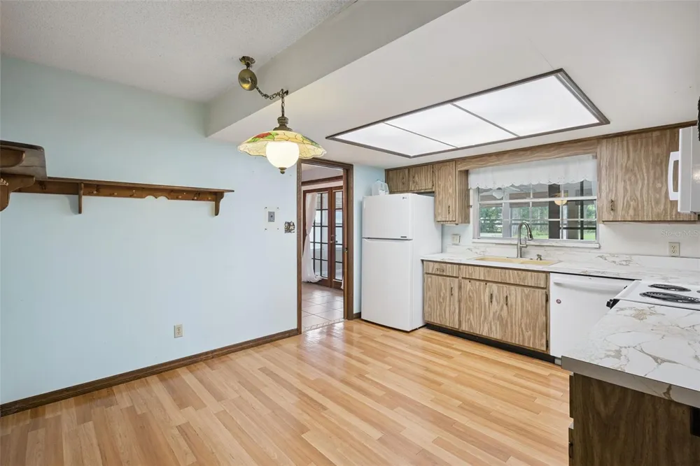 1452 DINGENS AVENUE Windermere, FL 34786