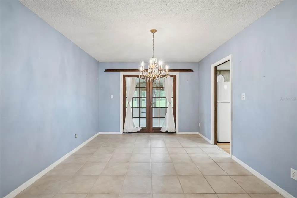 1452 DINGENS AVENUE Windermere, FL 34786