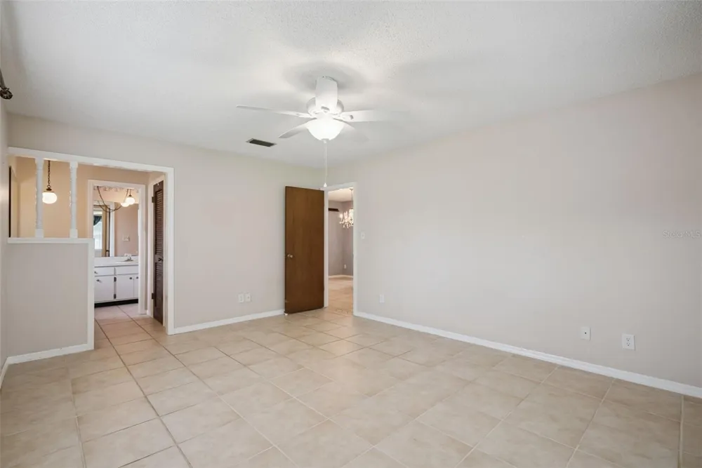 1452 DINGENS AVENUE Windermere, FL 34786