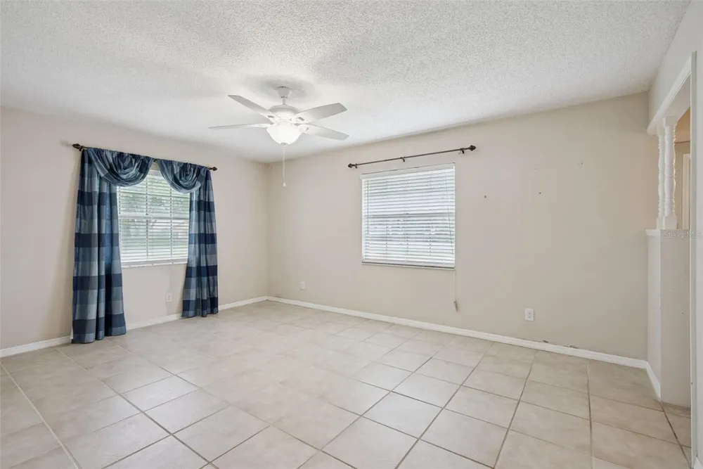 1452 DINGENS AVENUE Windermere, FL 34786
