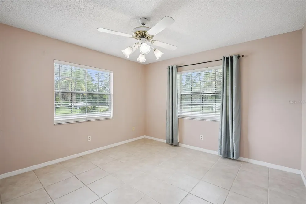 1452 DINGENS AVENUE Windermere, FL 34786