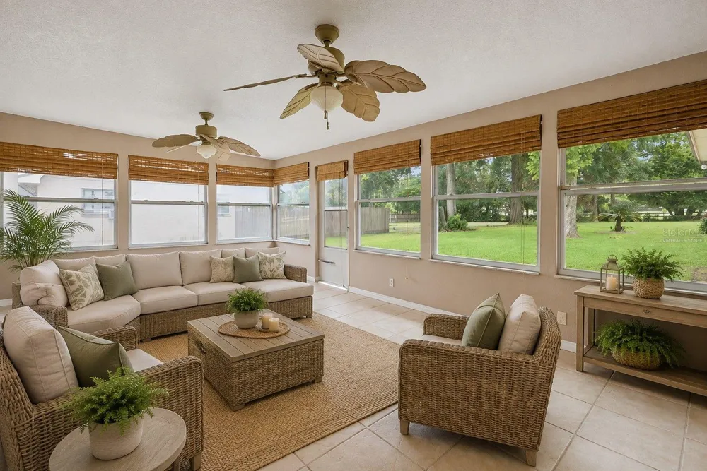 1452 DINGENS AVENUE Windermere, FL 34786