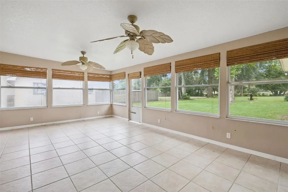 1452 DINGENS AVENUE Windermere, FL 34786