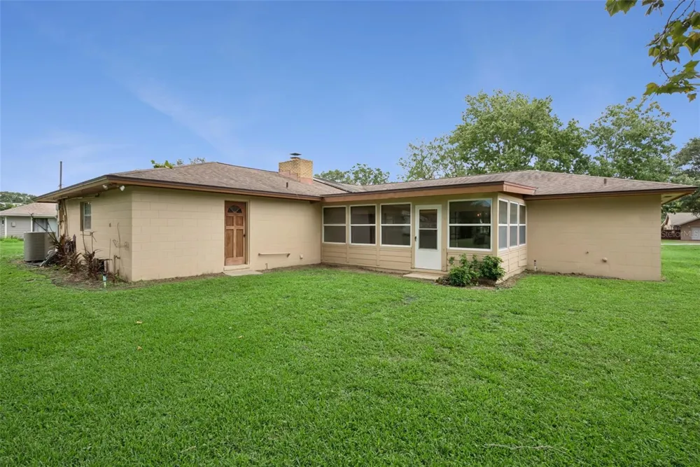 1452 DINGENS AVENUE Windermere, FL 34786