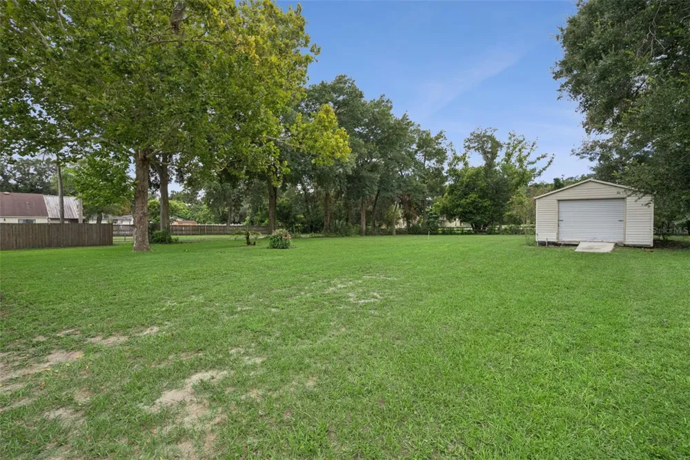 1452 DINGENS AVENUE Windermere, FL 34786