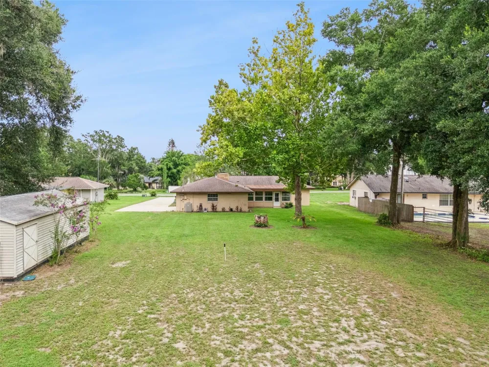 1452 DINGENS AVENUE Windermere, FL 34786