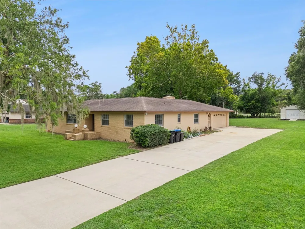 1452 DINGENS AVENUE Windermere, FL 34786