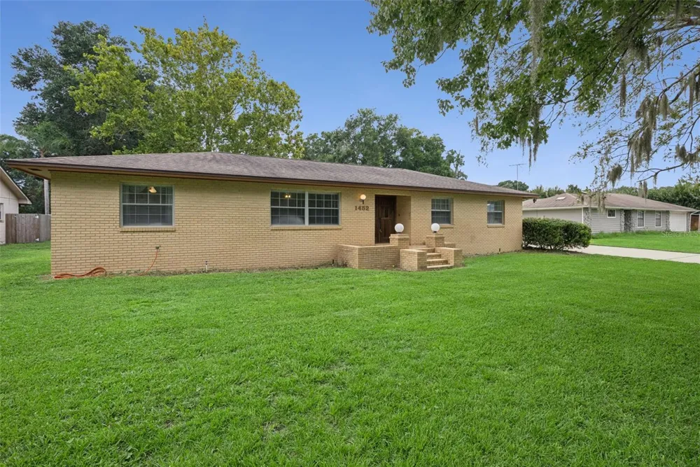 1452 DINGENS AVENUE Windermere, FL 34786