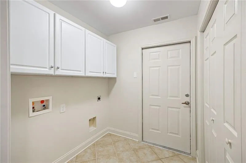 5276 Stone Village Circle #8 Kennesaw, GA 30152