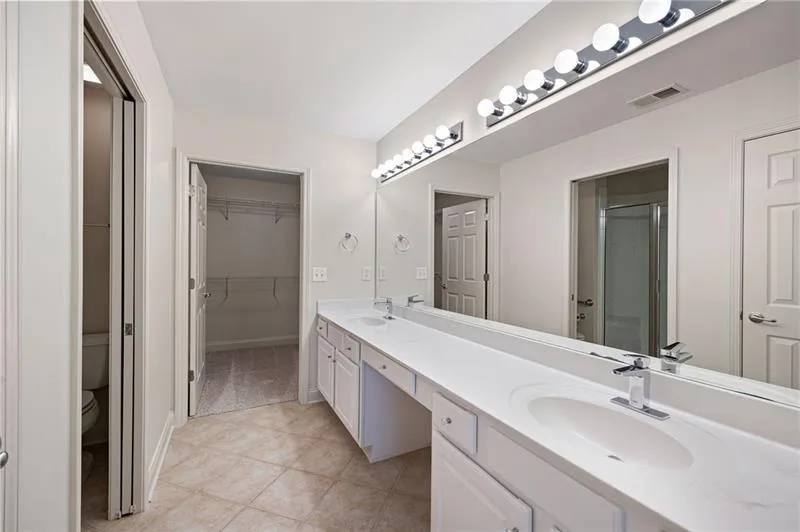 5276 Stone Village Circle #8 Kennesaw, GA 30152
