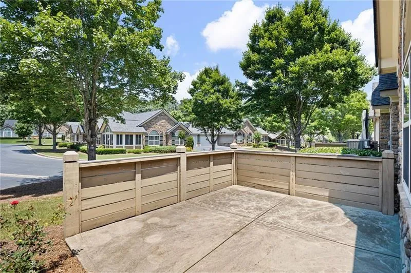 5276 Stone Village Circle #8 Kennesaw, GA 30152