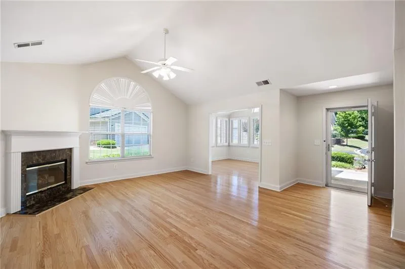 5276 Stone Village Circle #8 Kennesaw, GA 30152