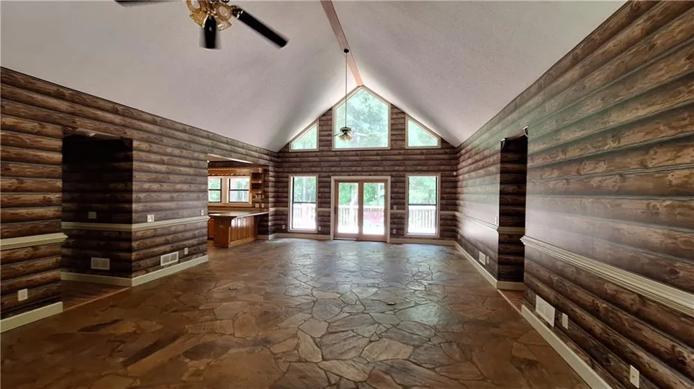 342 Spears Road Mansfield, GA 30055