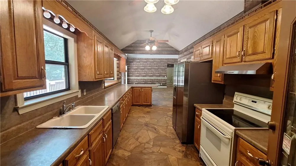 342 Spears Road Mansfield, GA 30055