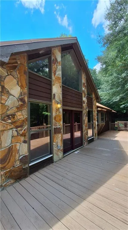 342 Spears Road Mansfield, GA 30055
