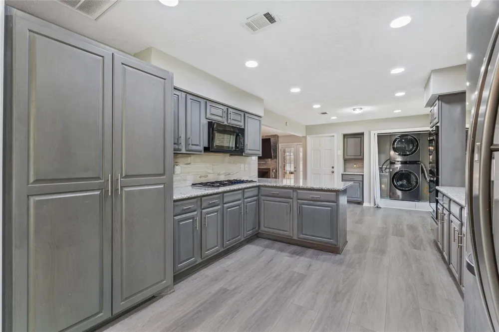 19619 Pine Cluster Lane Humble, TX 77346