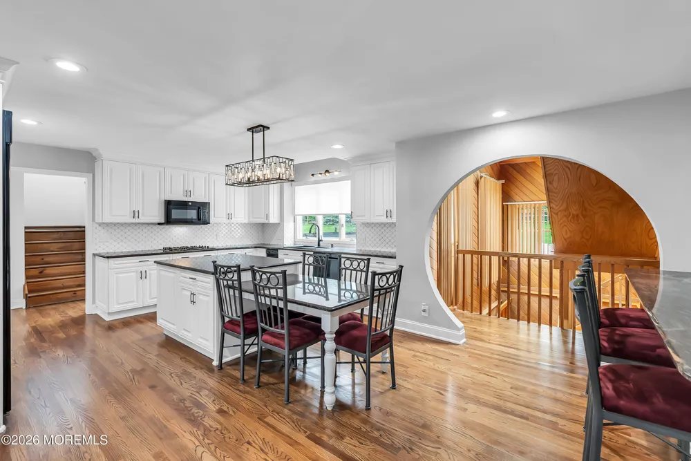 6 Deep Wood Lane Colts Neck, NJ 07722