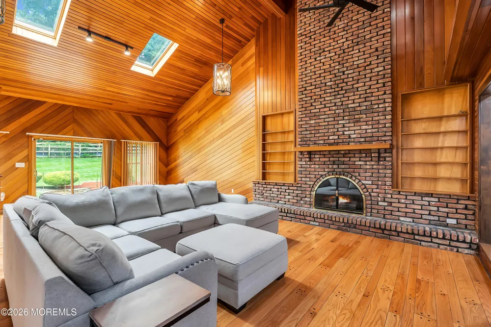 6 Deep Wood Lane Colts Neck, NJ 07722
