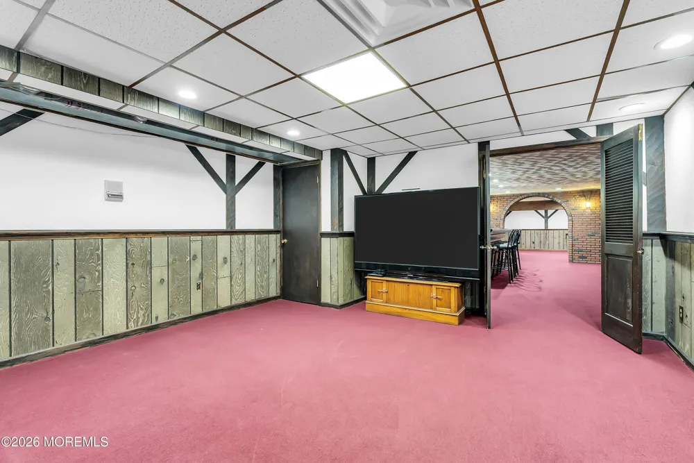 6 Deep Wood Lane Colts Neck, NJ 07722