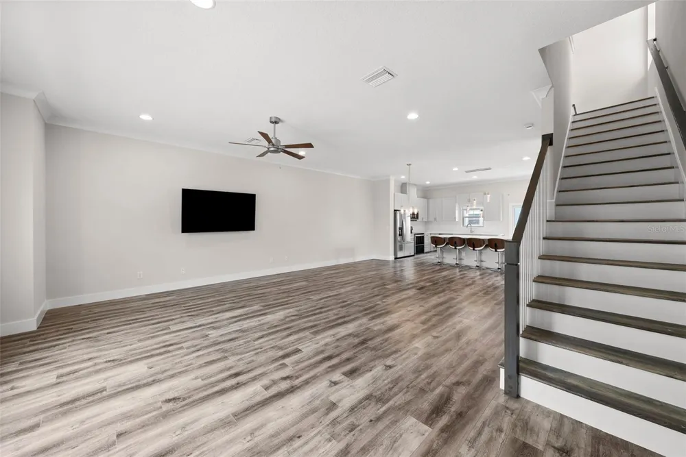 3122 W AZEELE STREET #3 Tampa, FL 33609