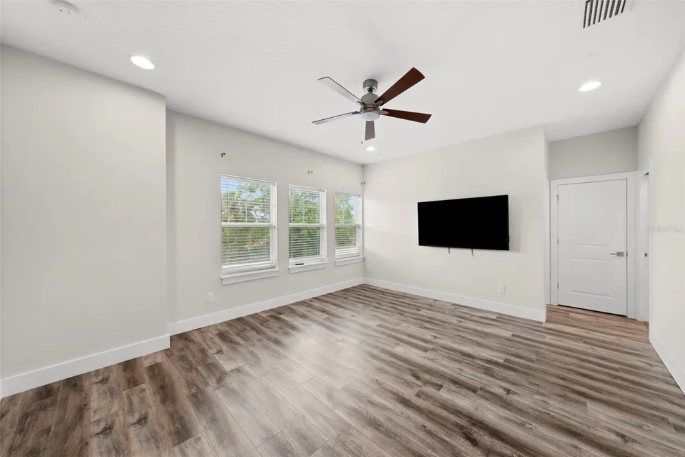 3122 W AZEELE STREET #3 Tampa, FL 33609