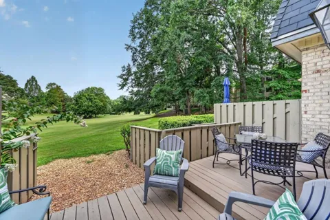 115 Elysian Way NW