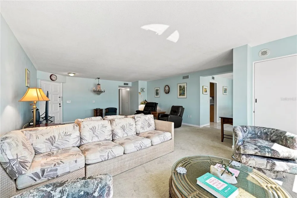 5000 GULF BOULEVARD #304 St Pete Beach, FL 33706