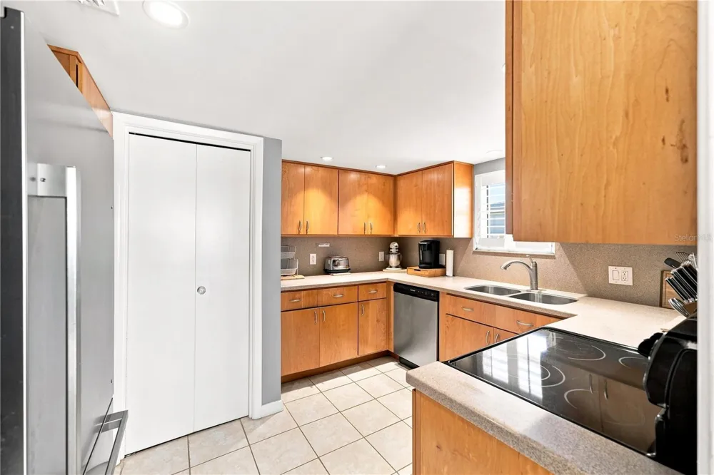 5000 GULF BOULEVARD #304 St Pete Beach, FL 33706