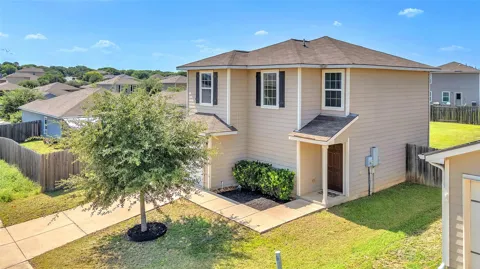 6211 Baywood Crest