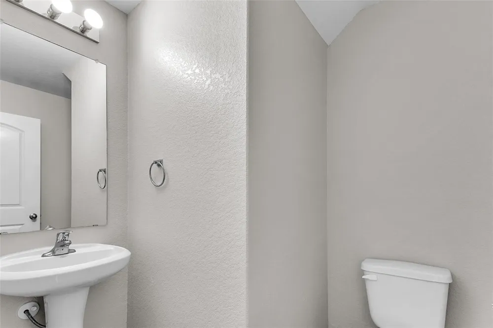 6211 Baywood Crest San Antonio, TX 78222
