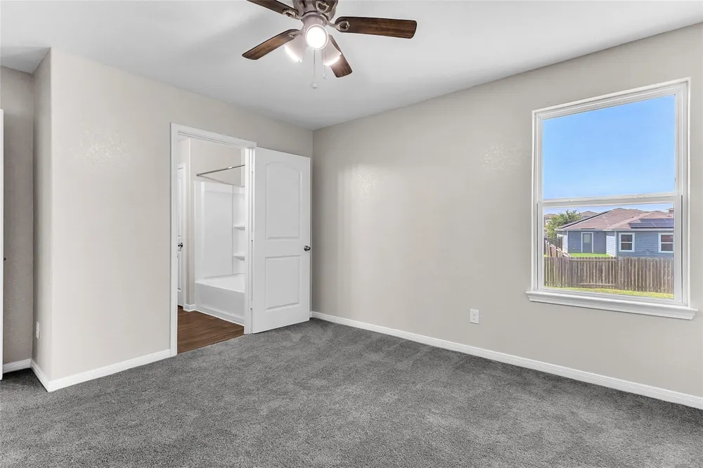 6211 Baywood Crest San Antonio, TX 78222