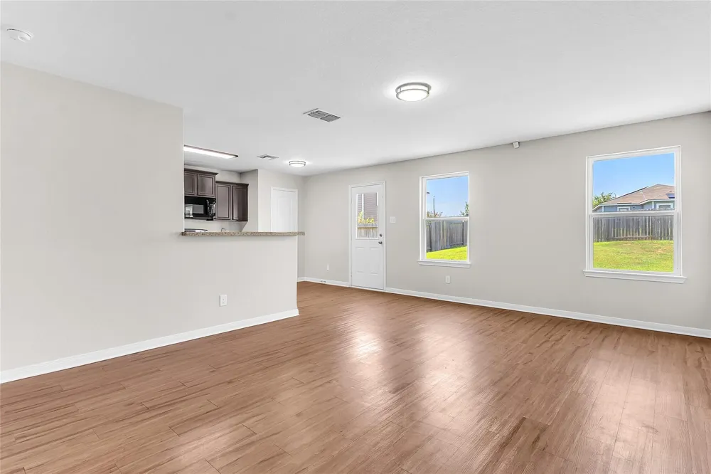 6211 Baywood Crest San Antonio, TX 78222