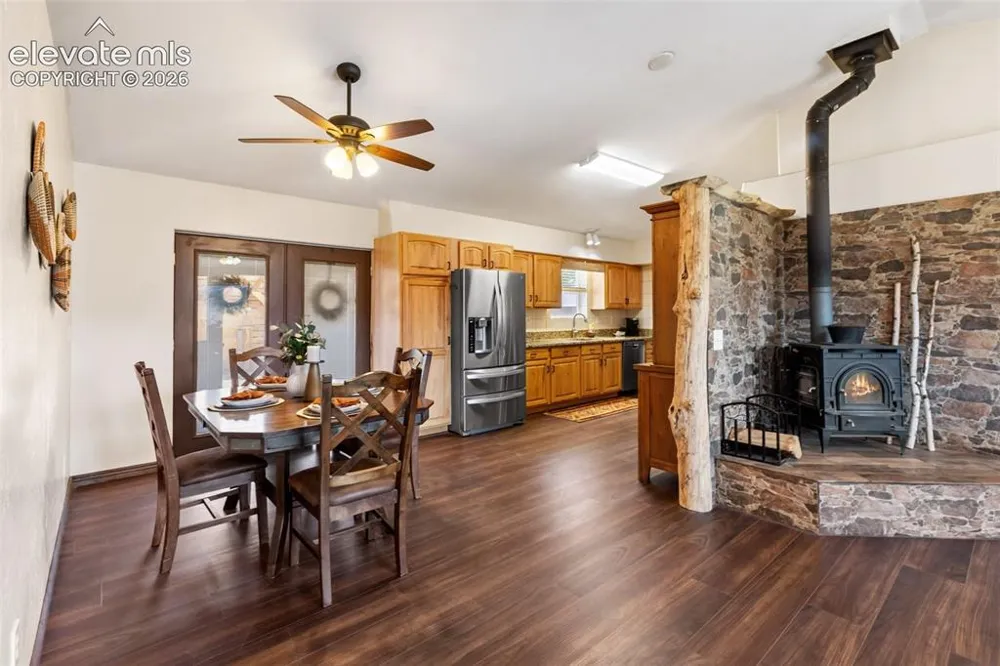 34 Fetlock Circle Florissant, CO 80816