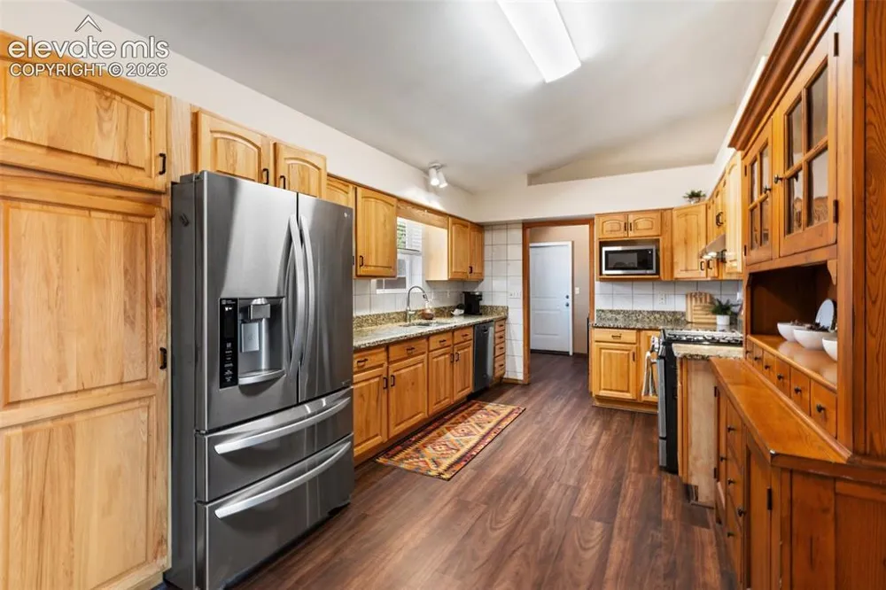 34 Fetlock Circle Florissant, CO 80816