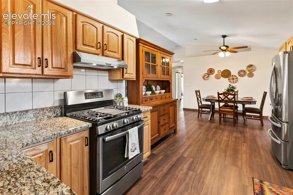 34 Fetlock Circle Florissant, CO 80816