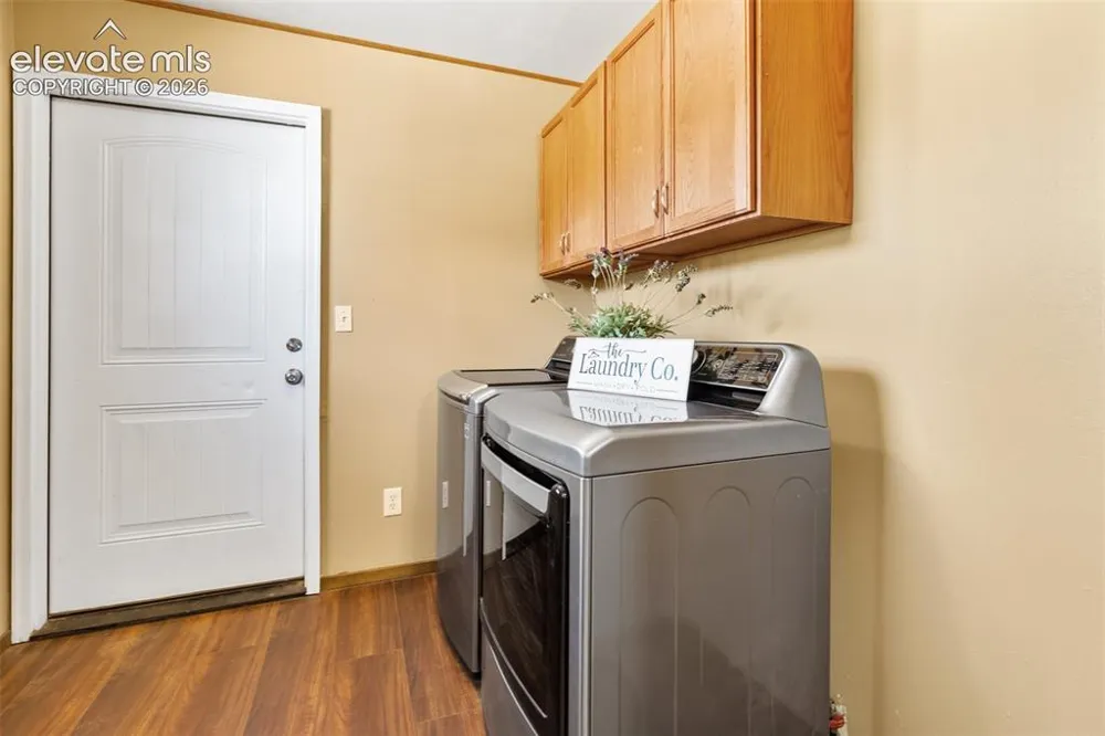 34 Fetlock Circle Florissant, CO 80816