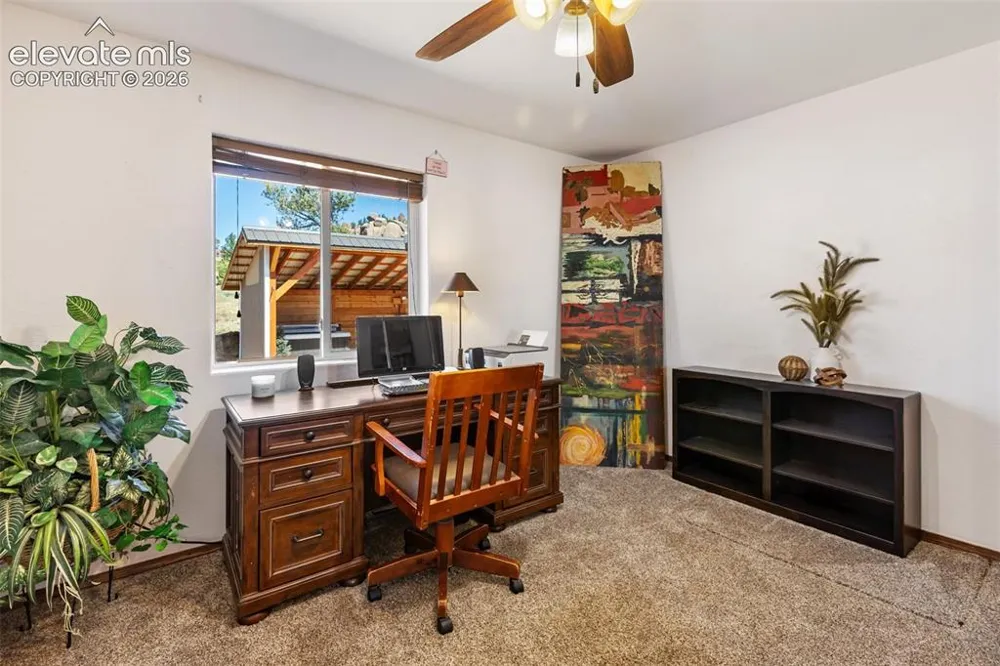 34 Fetlock Circle Florissant, CO 80816