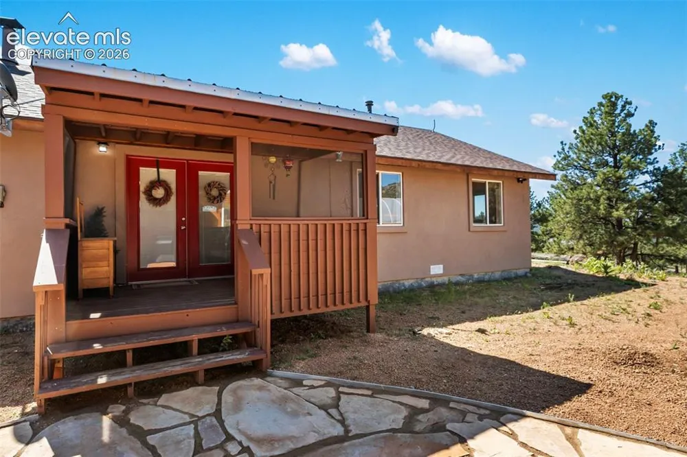 34 Fetlock Circle Florissant, CO 80816