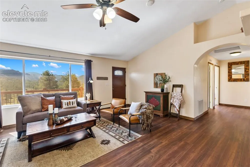 34 Fetlock Circle Florissant, CO 80816